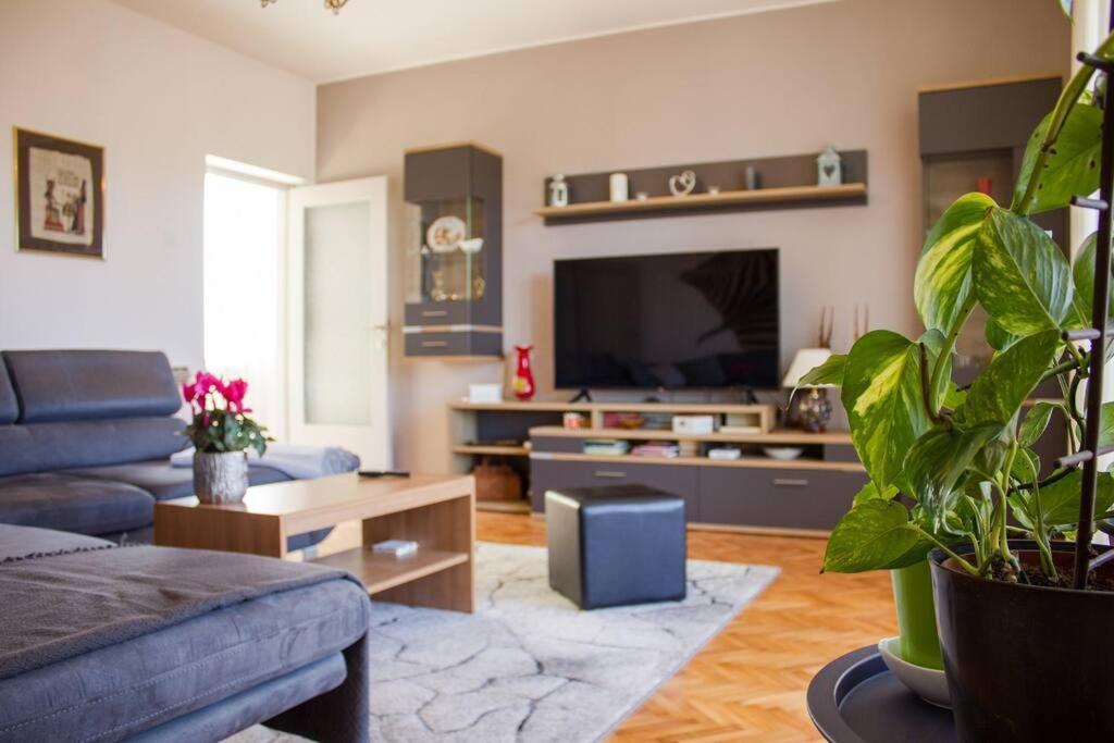 Apartment Margi Pola Esterno foto